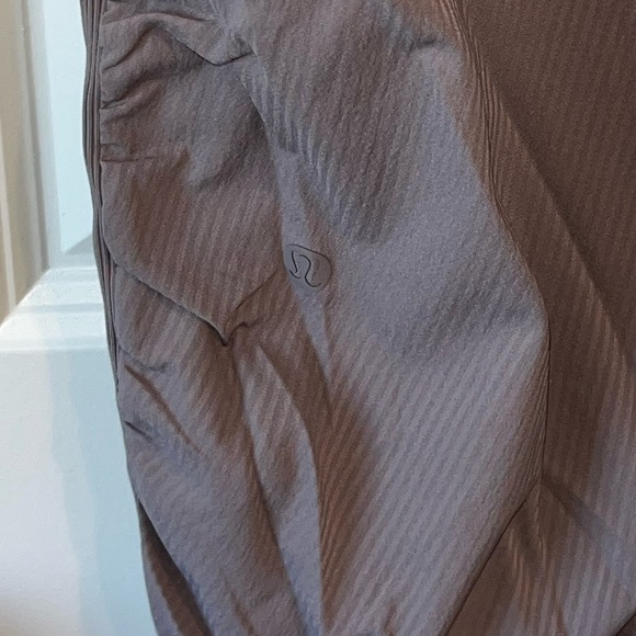 Lululemon Beyond The Studio Jogger Women's Size 8 LW5CZHS High Rise - Picture 4 of 6
